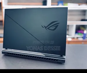 New Laptop Asus ROG Strix G15 16GB AMD Ryzen 9 SSD 512GB