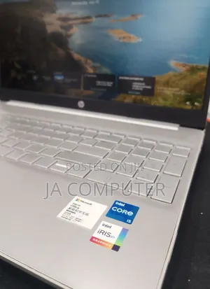 New Laptop HP Pavilion 15 8GB Intel Core I5 SSD 512GB