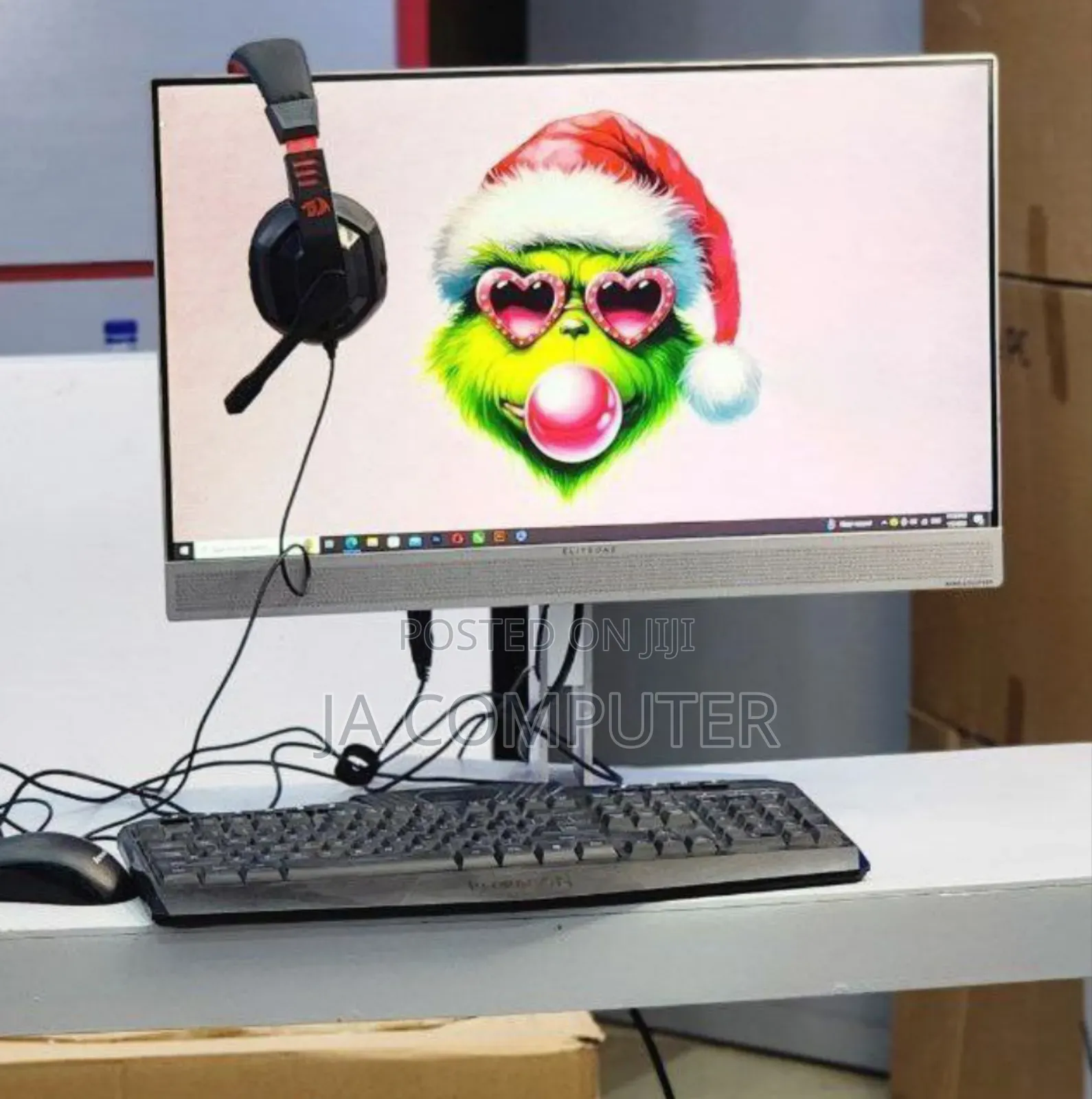 New HP 200 G4 All-in-One 8GB Intel Core I7 SSHD (Hybrid) 1T