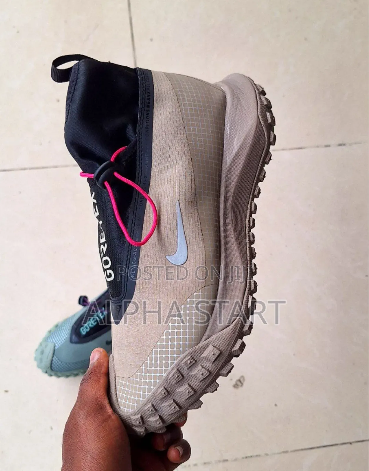 Nike Acg-Gortex Made in Vietnam Size -39-45 Premium Quality