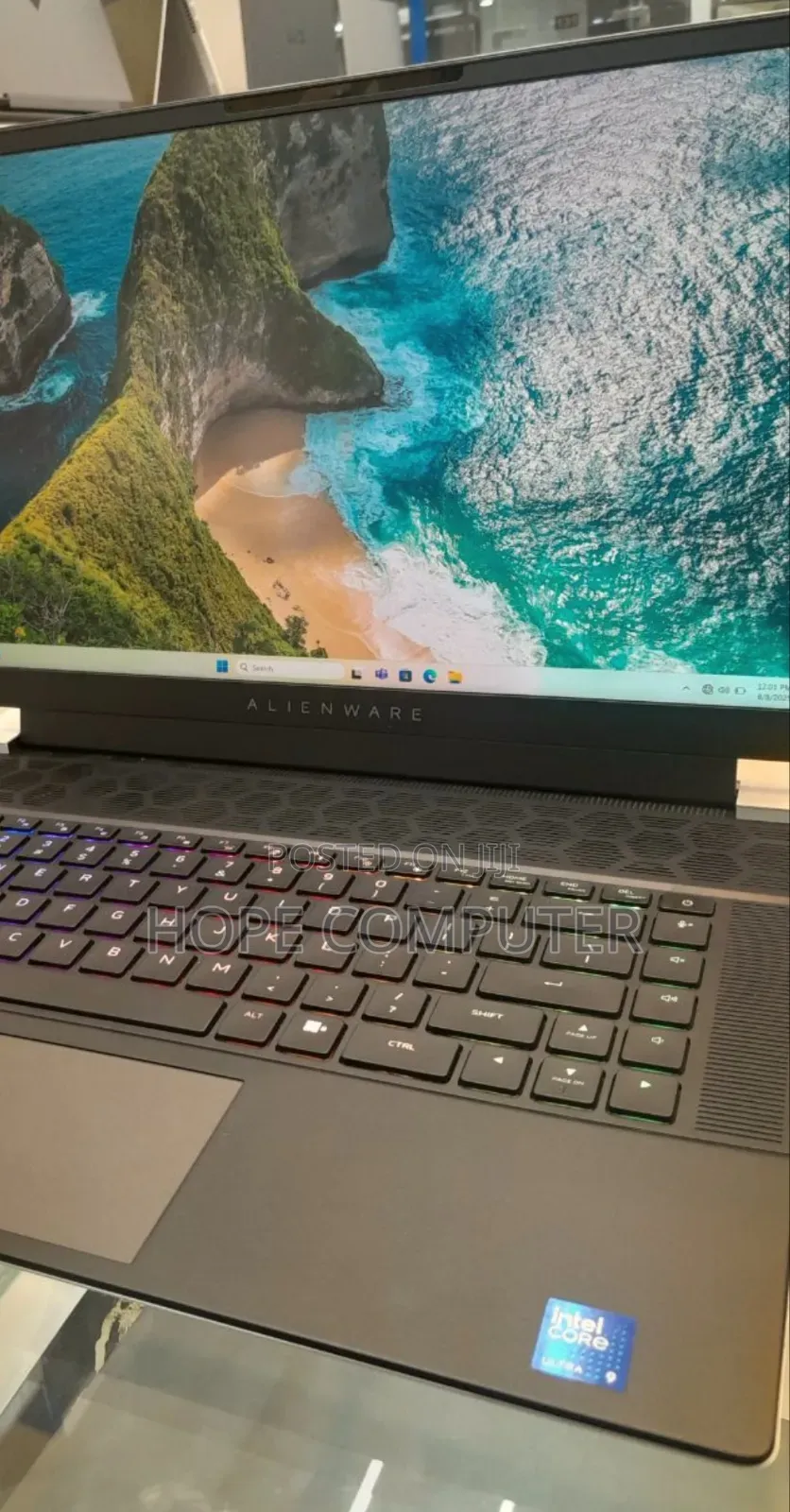 New Laptop Alienware M17x R2 32GB Intel Core Ultra 9 SSD 2T