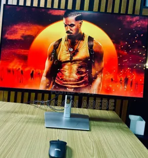 Photo - 32inch Monitor