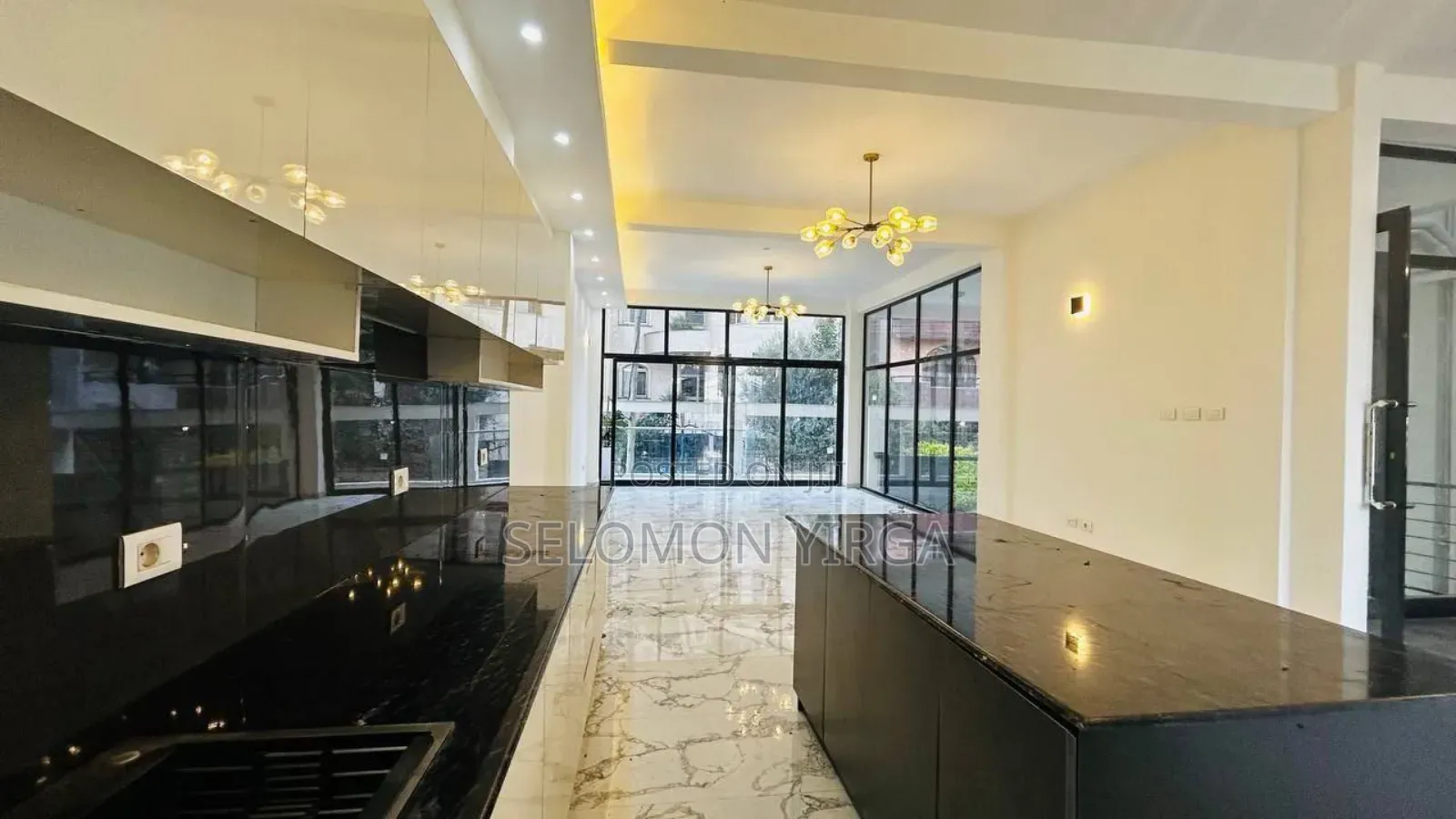 6bdrm Farm House in Adis Ababa, Bole for sale