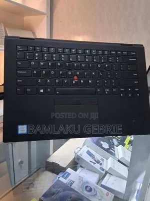 New Laptop Lenovo Yoga 700 8GB Intel SSD 512GB