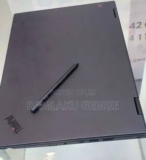 New Laptop Lenovo Yoga 700 8GB Intel SSD 512GB