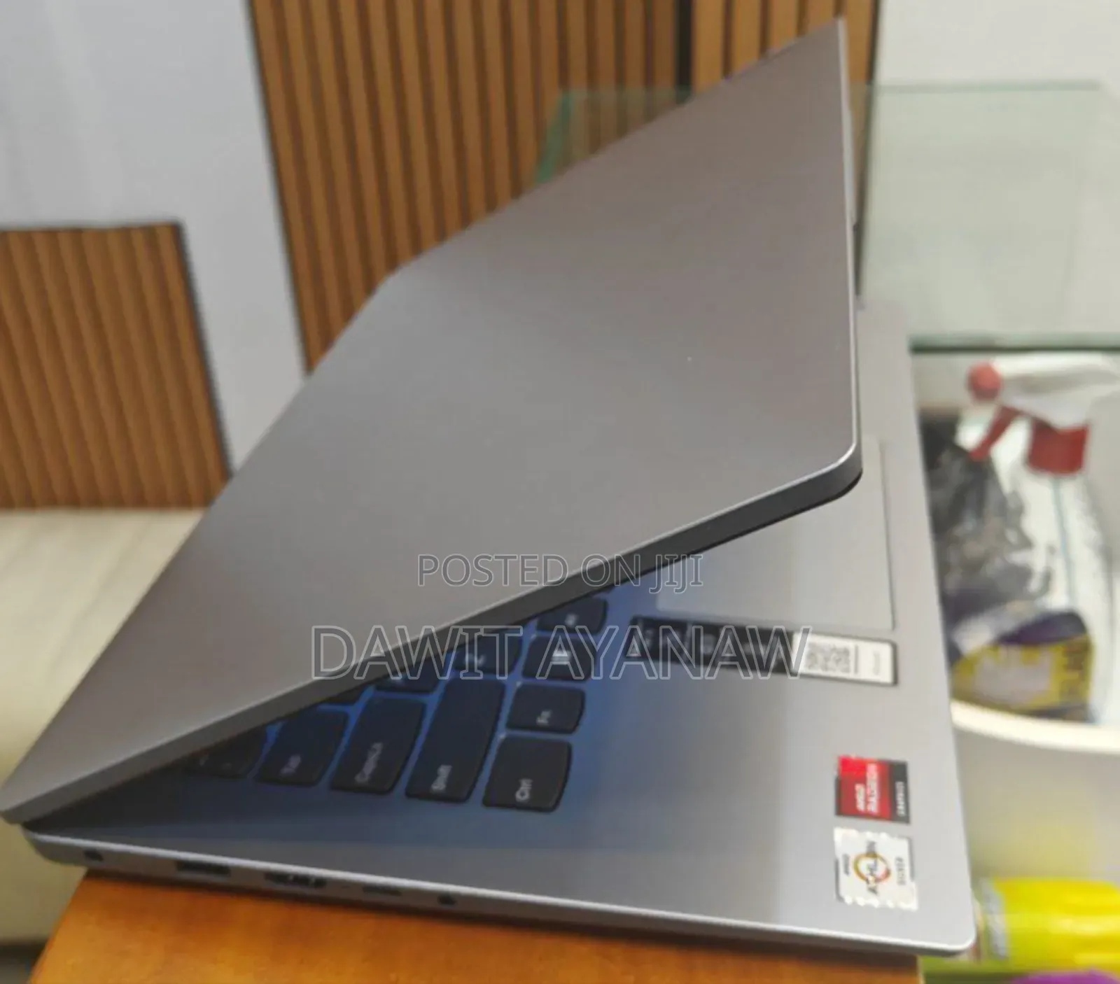 New Laptop Lenovo 8GB SSD 512GB