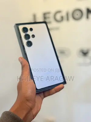 Photo - New Samsung Galaxy S25 Ultra 256 GB Silver