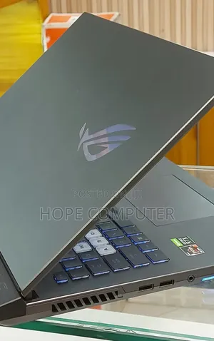 New Laptop Asus ROG Strix G15 16GB AMD Ryzen 7 SSD 1T