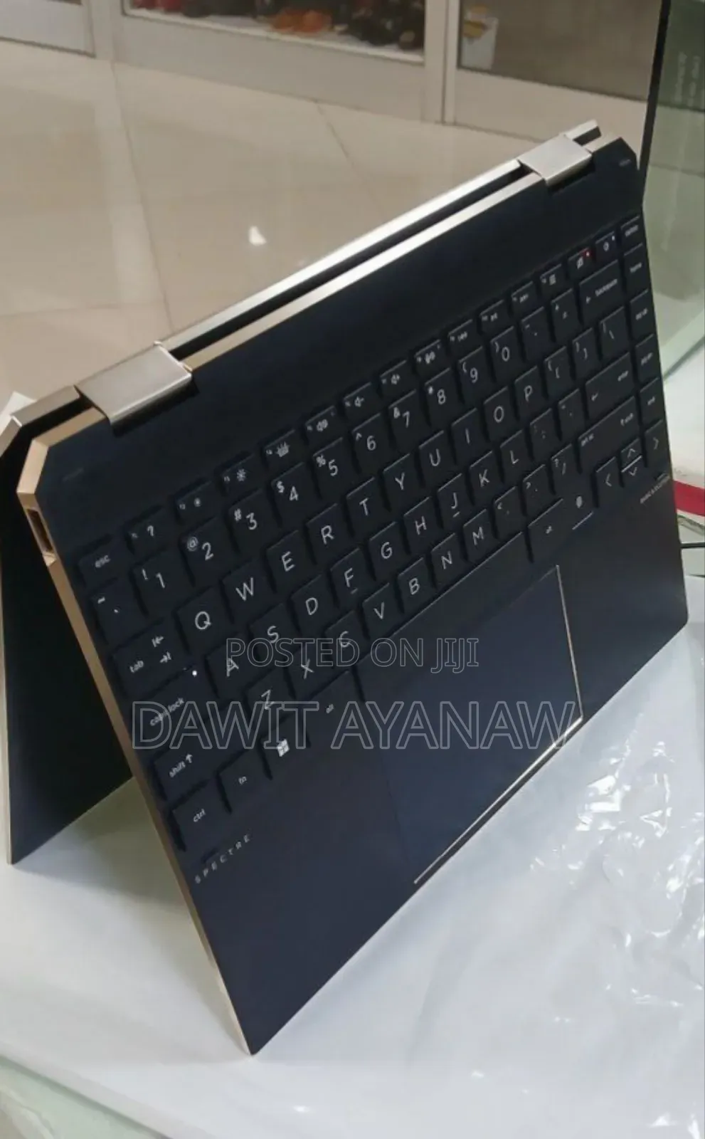 New Laptop HP Spectra 13 16GB Intel Core I7 SSD 1T