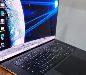 New Laptop Dell XPS 15 32GB Intel Core I7 SSD 512GB