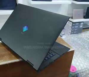 New Laptop HP Omen 17 32GB Intel Core I9 SSD 2T