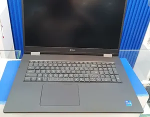 New Laptop Dell Precision 7780 32GB Intel Core I7 SSD 1T