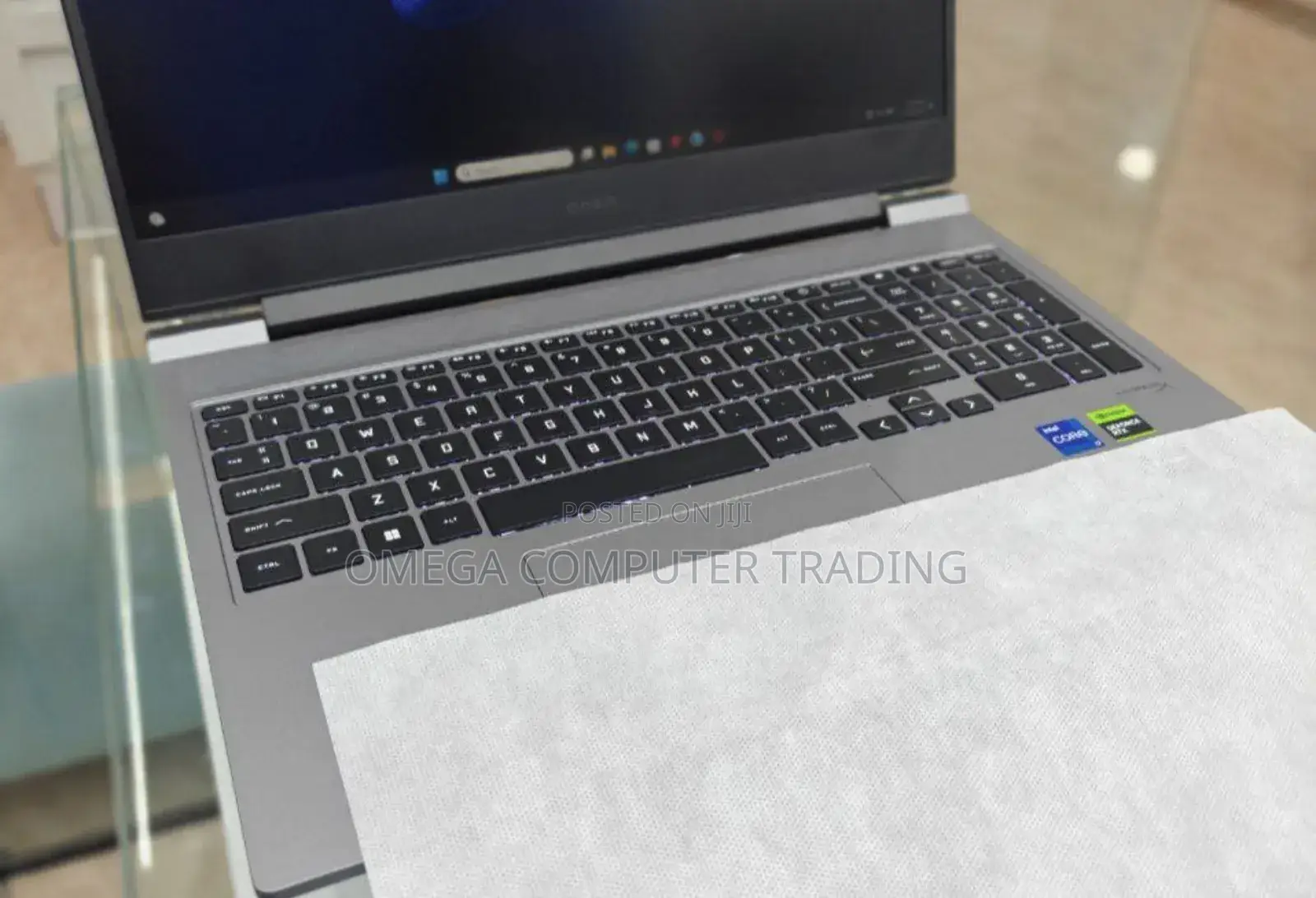 New Laptop HP 15-da2933nia 16GB Intel Core i9 SSD 1T