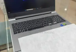 New Laptop HP 15-da2933nia 16GB Intel Core i9 SSD 1T
