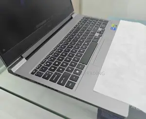 New Laptop HP 15-da2933nia 16GB Intel Core i9 SSD 1T