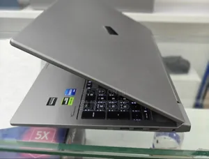 New Laptop HP 15-Da2933nia 16GB Intel Core I9 SSD 1T