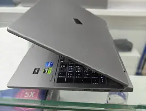 New Laptop HP 15-da2933nia 16GB Intel Core i9 SSD 1T
