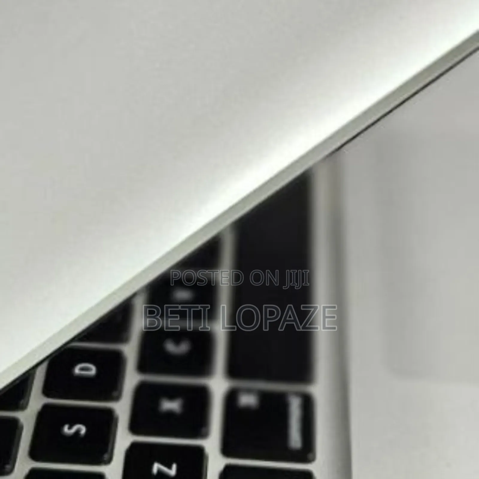 Laptop Apple MacBook 2012 4GB Intel Core I5 SSD 256GB