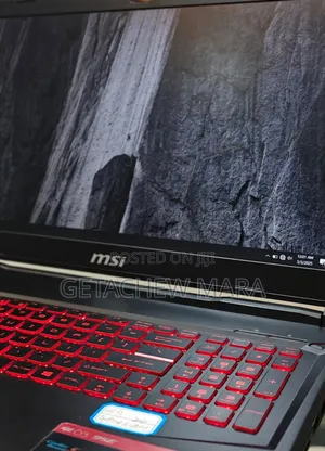 New Laptop Apple MacBook Pro M1 16GB Intel Core I7 SSD 128GB