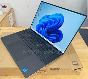 New Laptop Dell Precision 15 3520 32GB Intel Core I9 SSD 1T