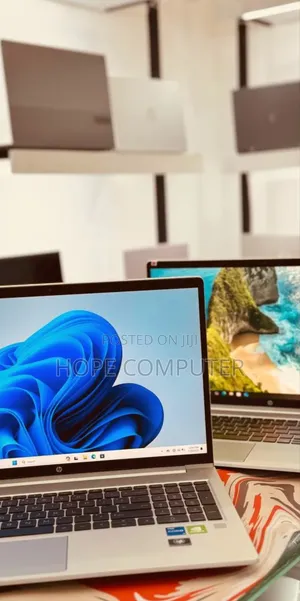 Photo - New Laptop HP ProBook 430 G8 16GB Intel Core I7 SSD 512GB