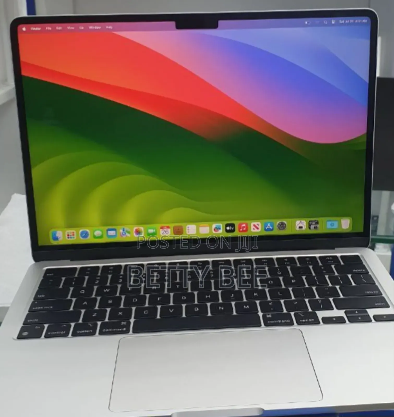 New Laptop Apple MacBook Air 2024 M3 13-Inch 16GB Apple M3 SSD 512GB