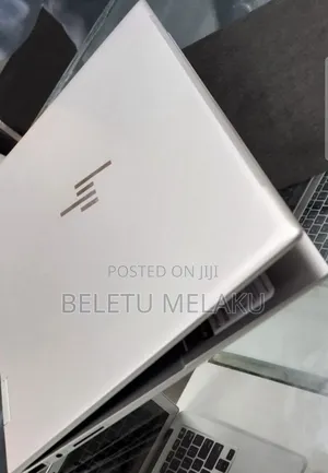 New Laptop HP Envy X360 8GB Intel Core I5 SSD 512GB