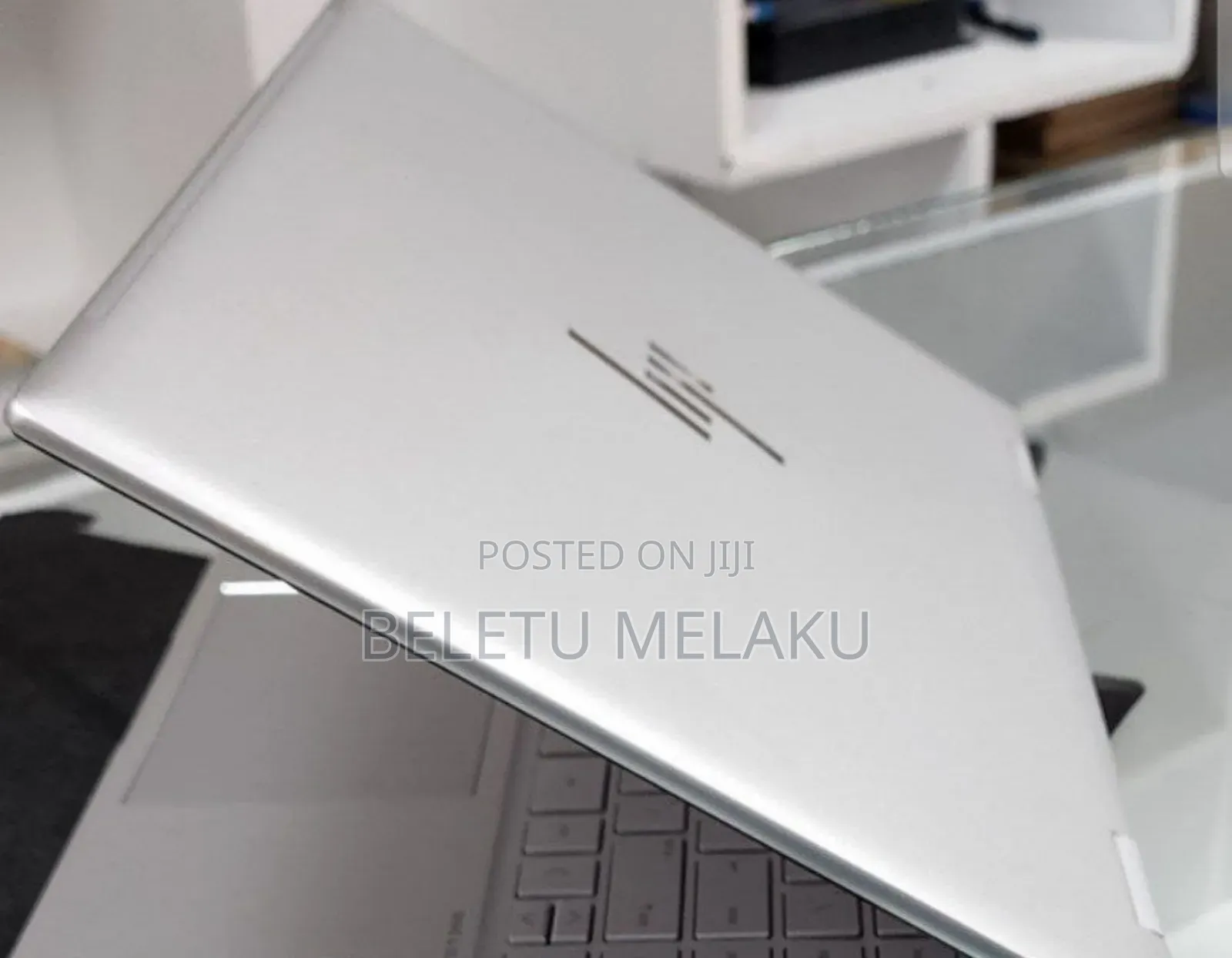 New Laptop HP Envy X360 8GB Intel Core I5 SSD 512GB