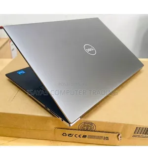New Laptop Dell Precision 15 3520 32GB Intel Core I9 SSD 1T