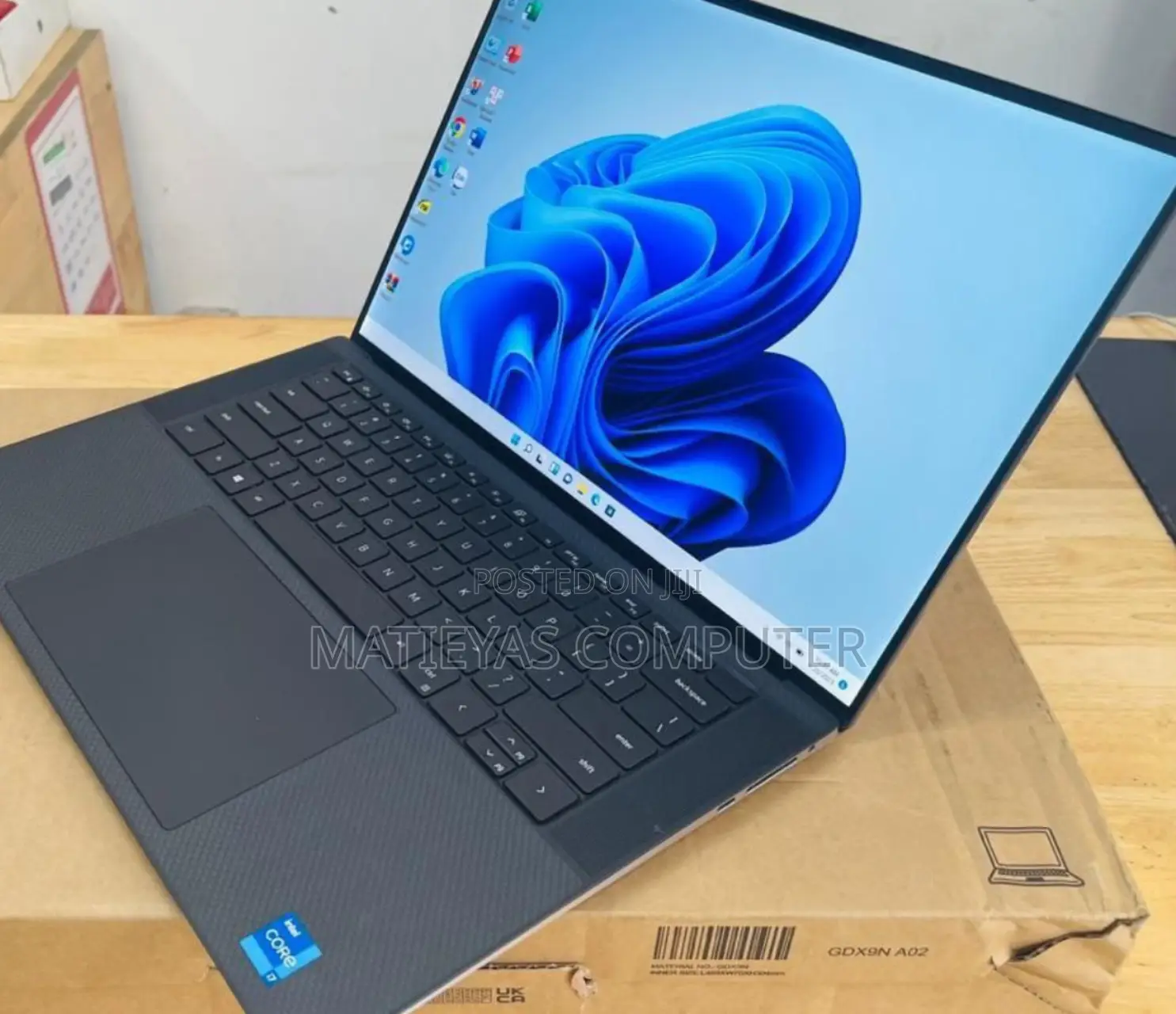 New Laptop Dell Precision 15 5510 32GB Intel Core I9 SSD 1T