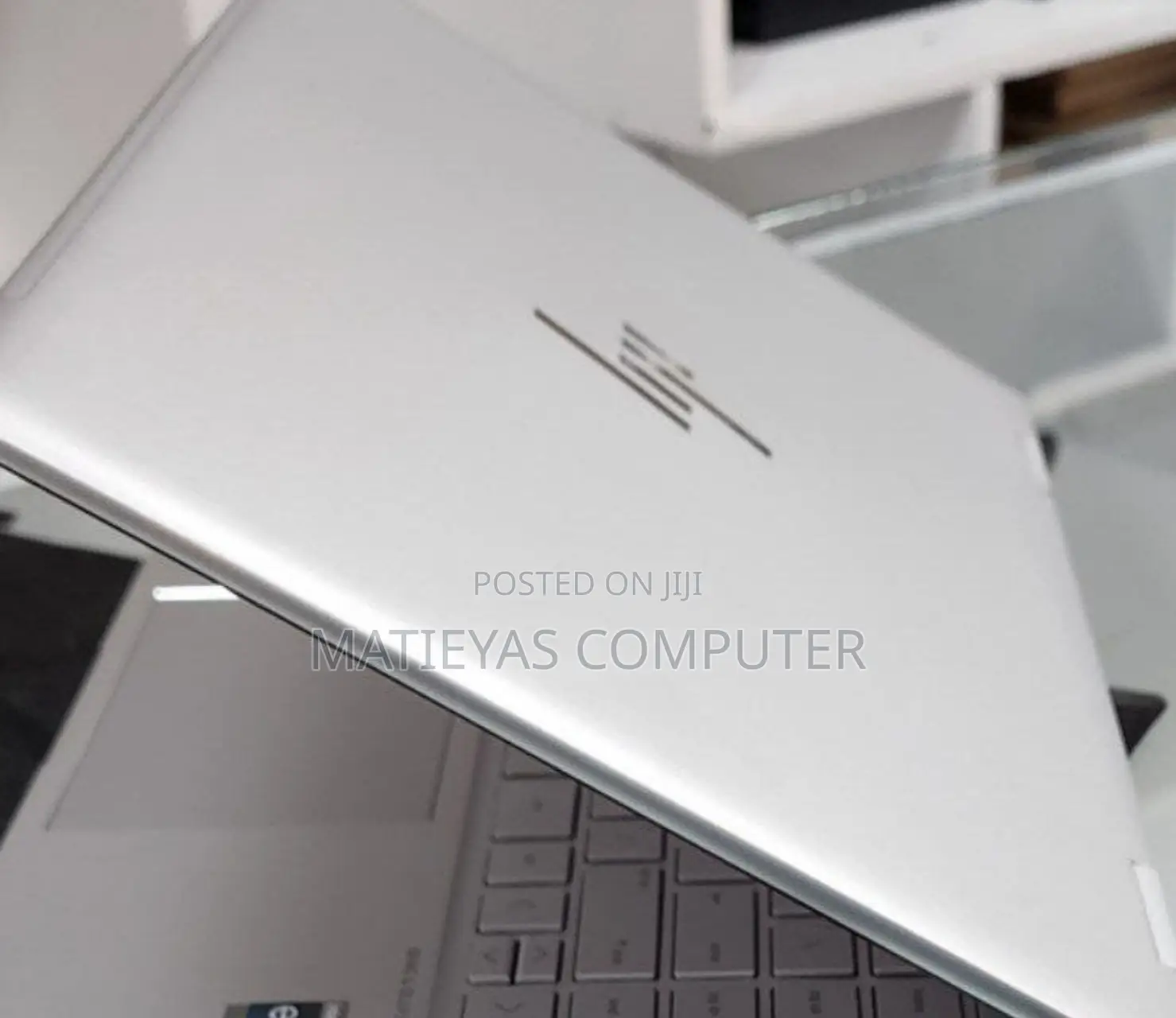 New Laptop HP Envy X360 8GB Intel Core I5 SSD 512GB