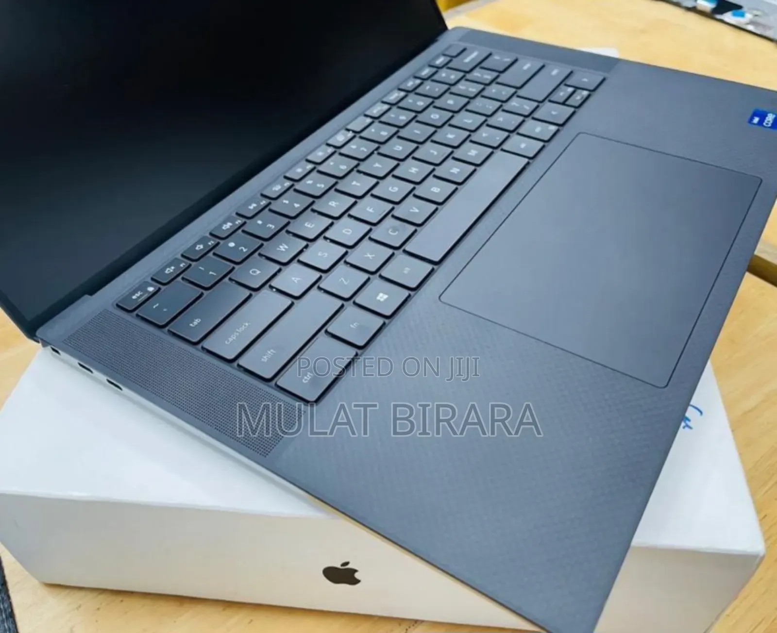 New Laptop Dell Precision 15 5520 16GB Intel Core I9 SSD 512GB