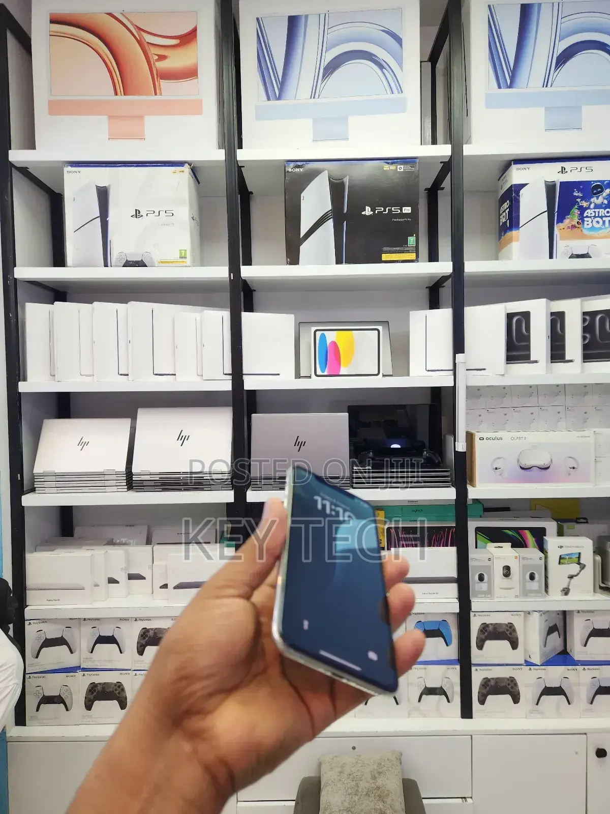 New Apple iPhone XS Max 64 GB White