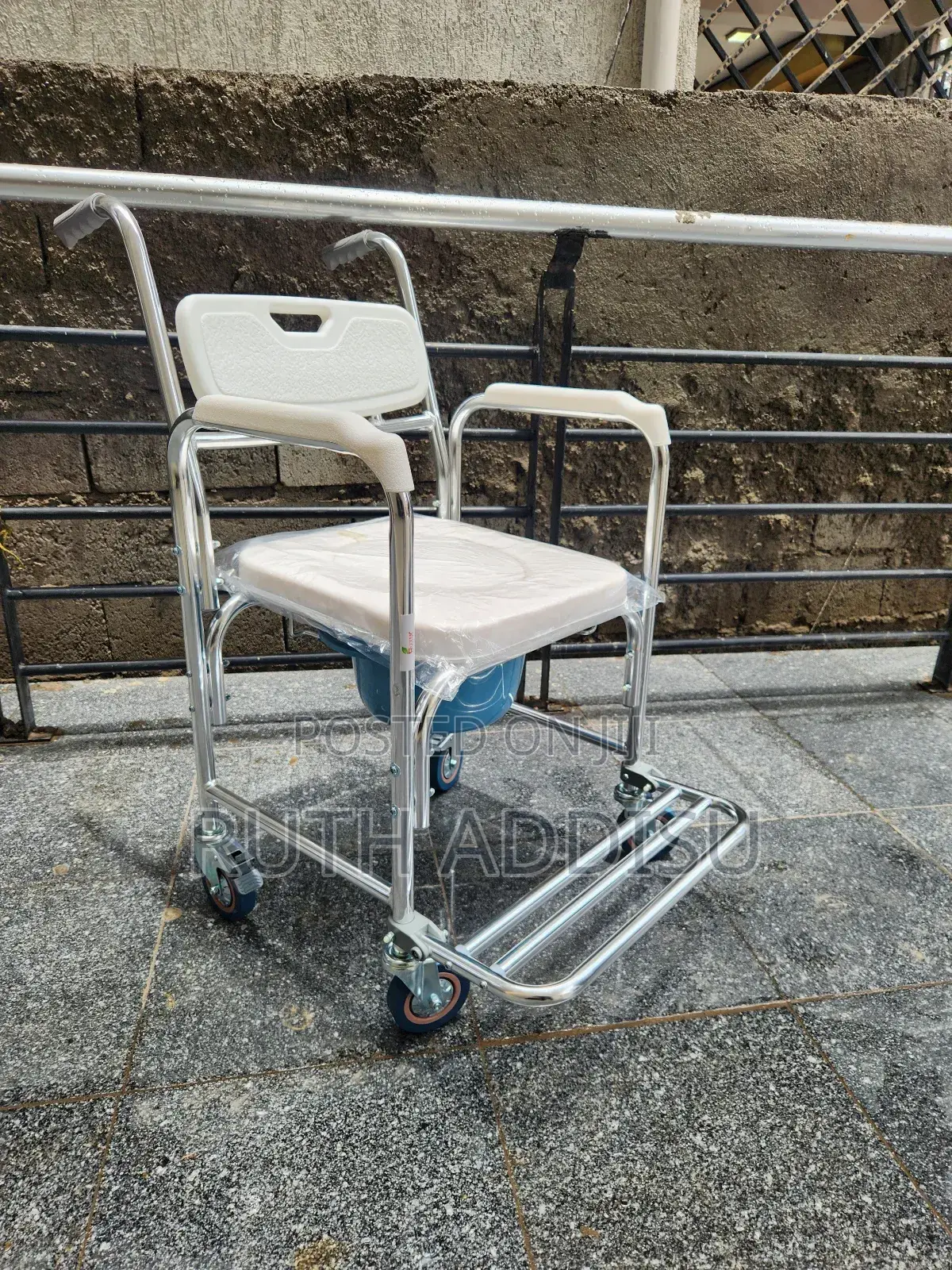 Wheelchair段考commode Wheelchair忝不commode Wheelchair Medical