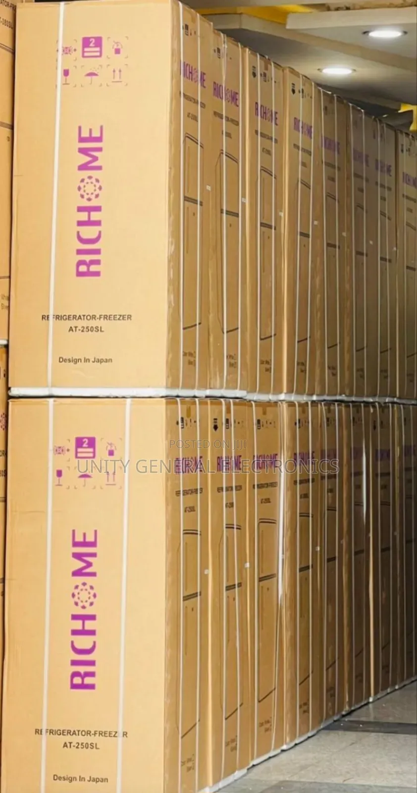 Richom Refrigrator 250
