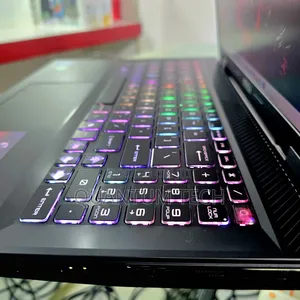 New Laptop MSI Crosshair 15 16GB Intel Core I7 SSD 1T