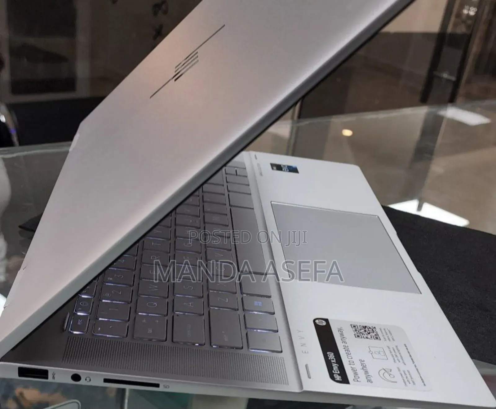 New Laptop HP Envy X360 8GB Intel Core I5 SSD 512GB