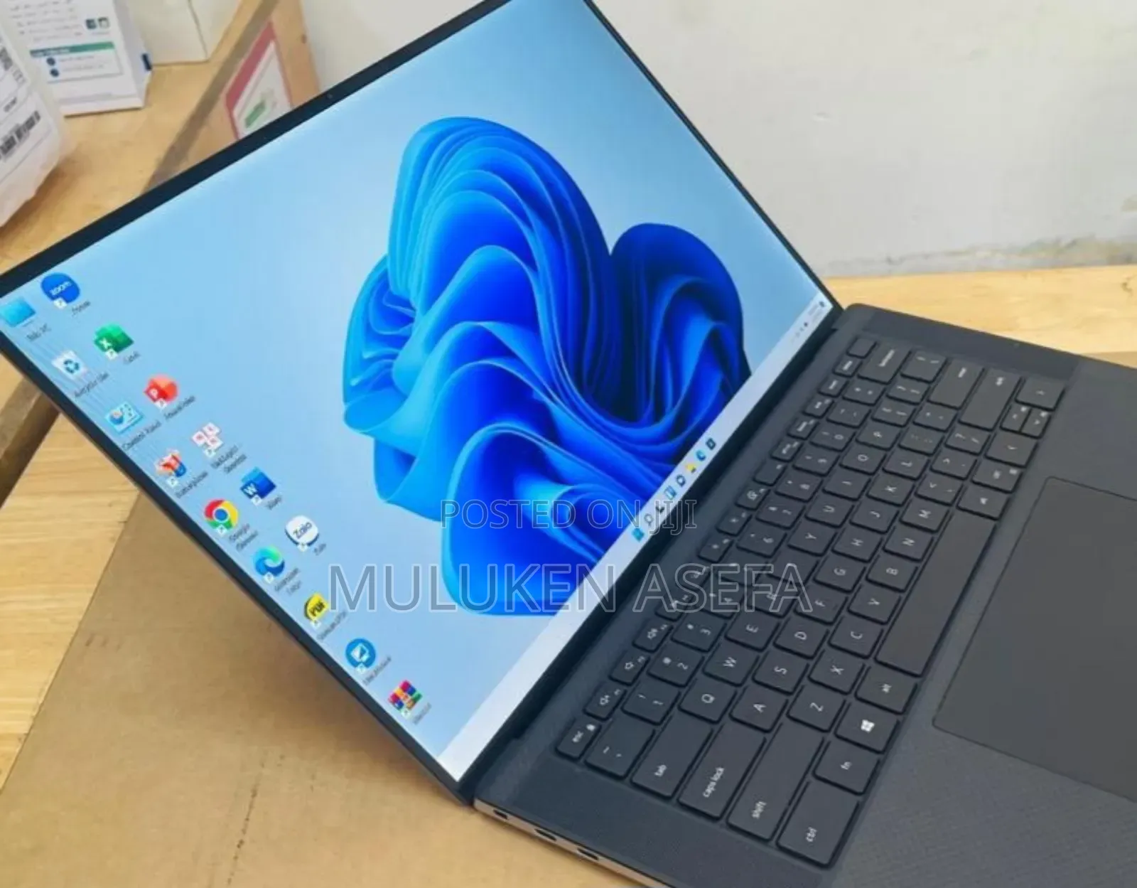 New Laptop Dell Precision 15 3520 32GB Intel Core I9 SSD 1T