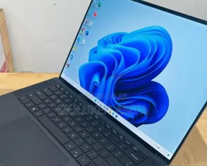 New Laptop Dell Precision 15 3520 32GB Intel Core I9 SSD 1T