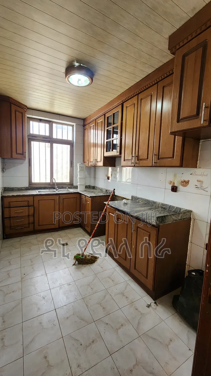 Furnished 3bdrm Apartment in አዲስ አበባ, Bole for sale