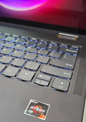 New Laptop Lenovo Yoga 3 16GB AMD Ryzen 7 SSD 512GB