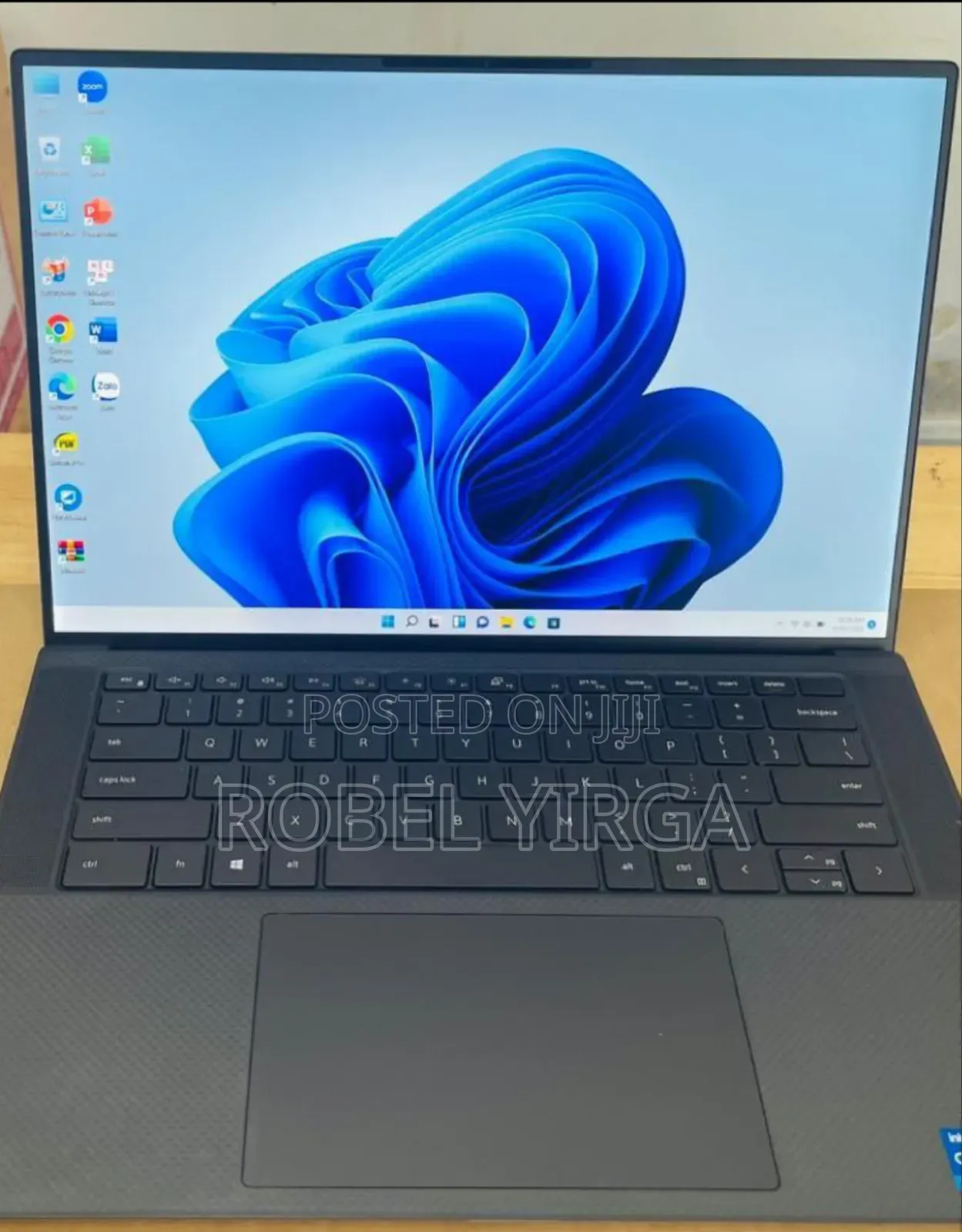 New Laptop Dell Precision 17 7720 32GB Intel Core I9 SSD 1T