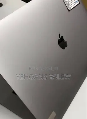 New Laptop Apple MacBook Pro 2019 16GB Intel Core I9 SSD 512GB