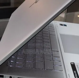 New Laptop HP Envy X360 8GB Intel Core I5 SSD 512GB