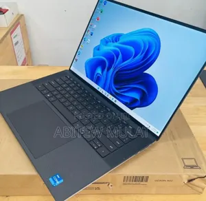 New Laptop Dell Precision 15 7550 32GB Intel Core I9 SSD 1T