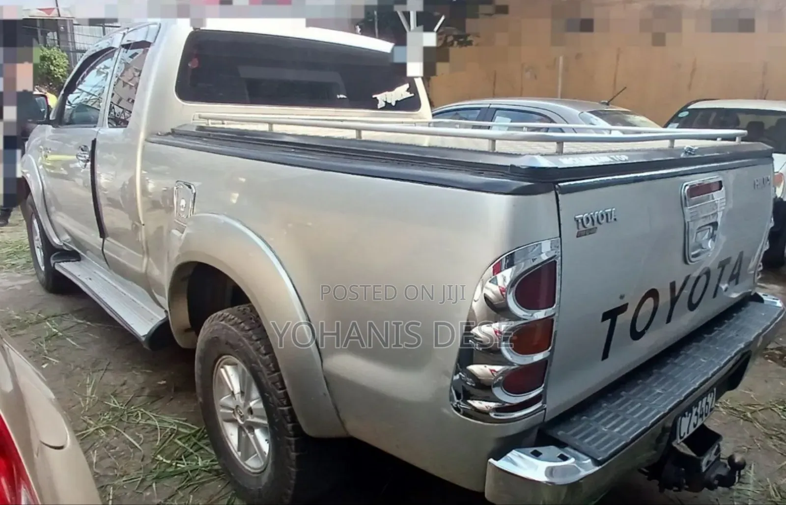 Toyota Hilux 2007 Gray