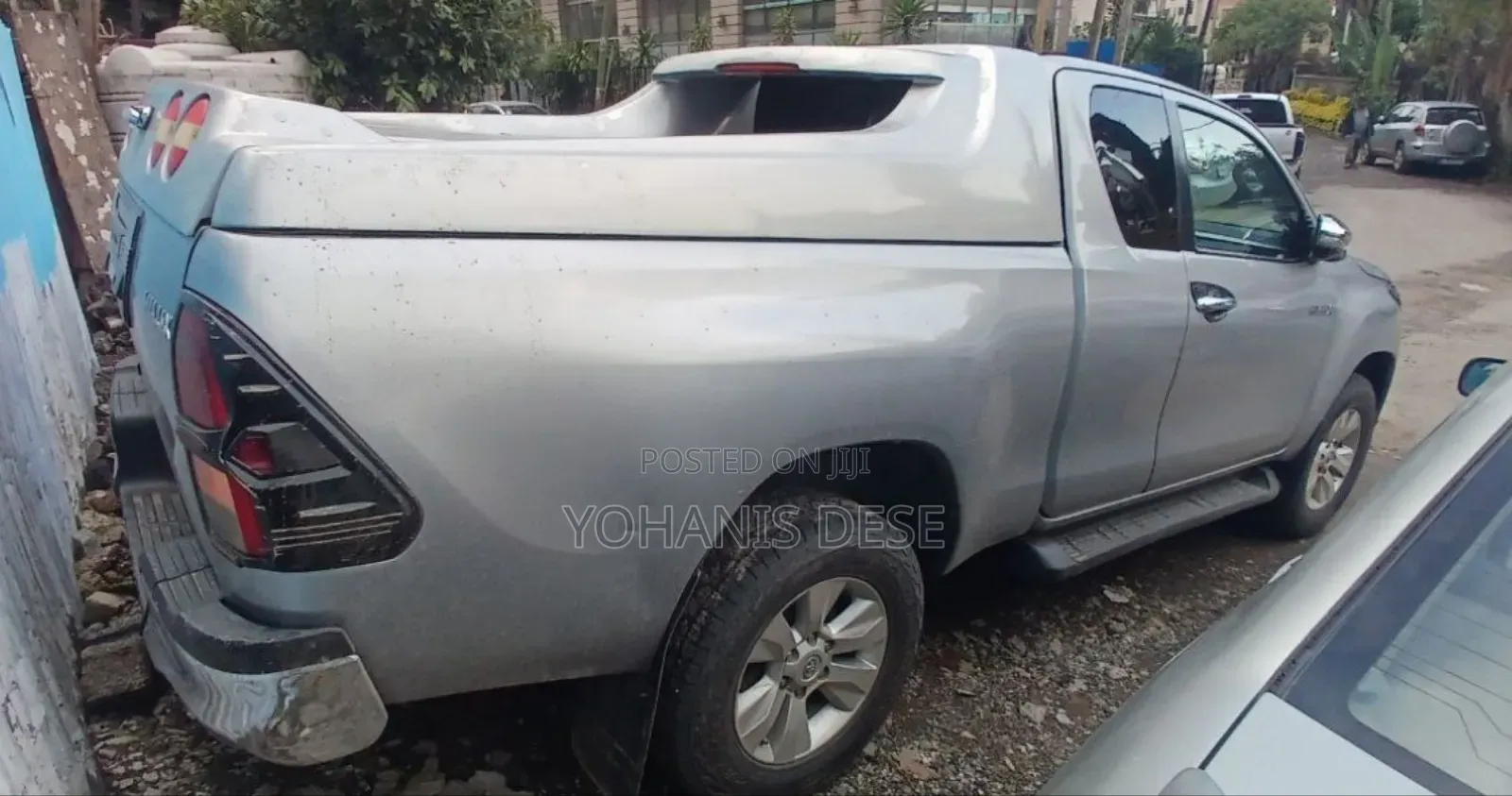 Toyota Hilux 2019 Silver