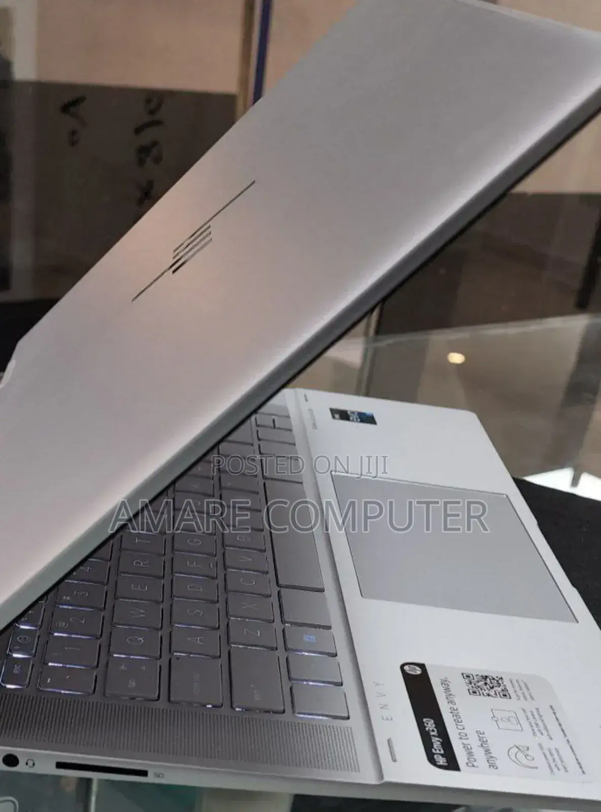 New Laptop HP Envy X360 8GB Intel Core I5 SSD 512GB