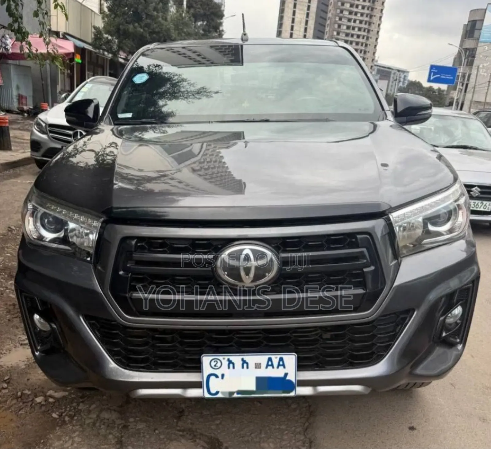 Toyota Hilux 2020 Blue