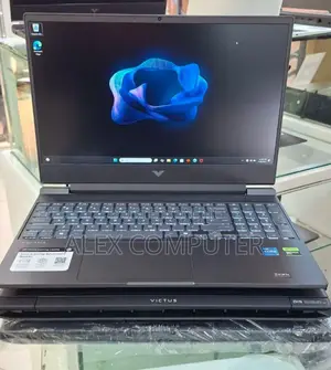 New Laptop HP Victus 15 8GB Intel Core I5 SSD 512GB